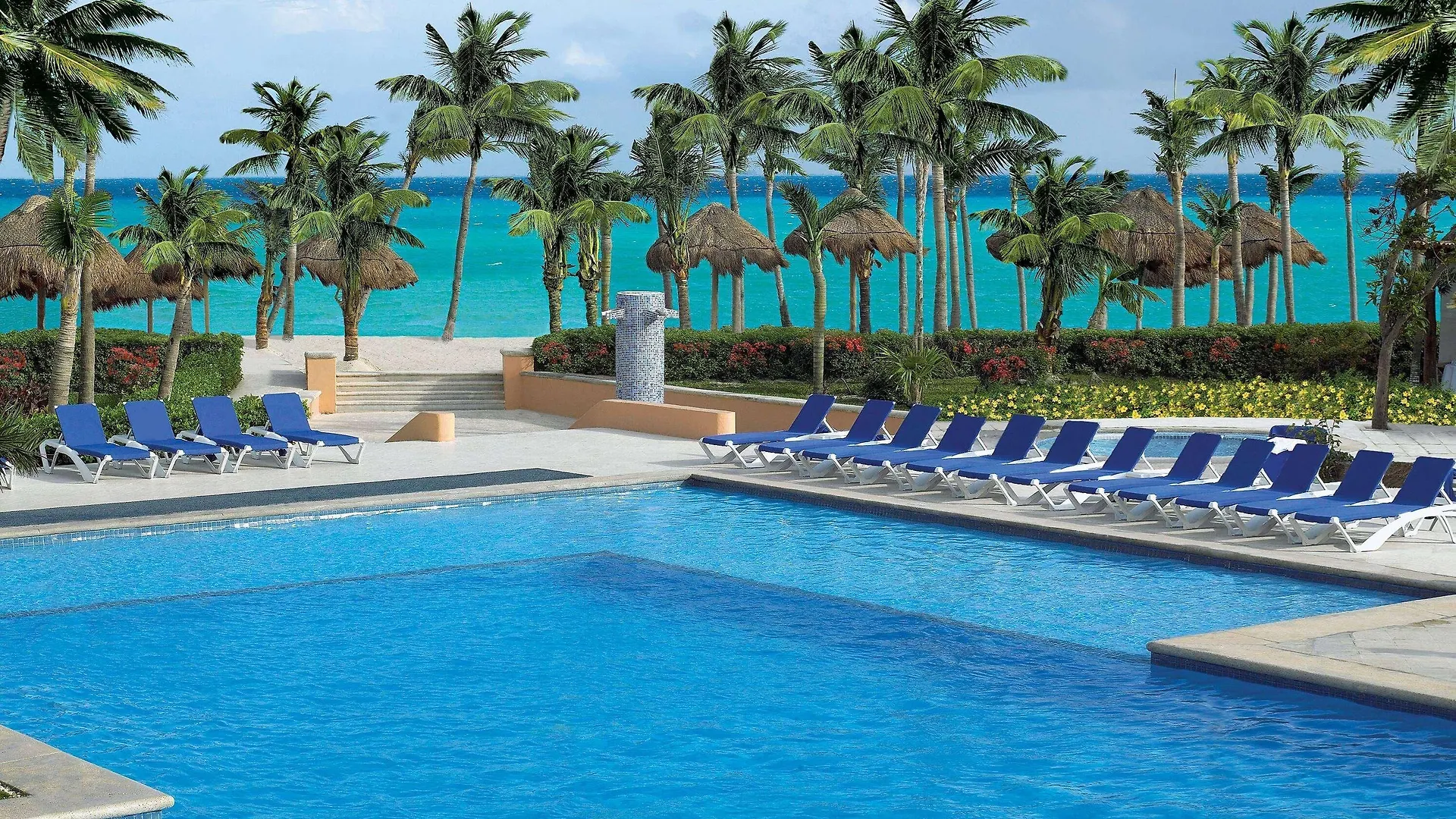 Viva Azteca By Wyndham, A Trademark All Inclusive Resort Playa del Carmen 4*,  Mexico